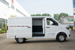 万象汽车 T01 3.15T 4.89米纯电动封闭货车38.016kWh
