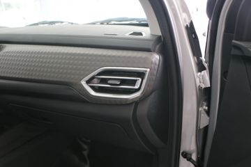 ���� �±��� 2020�� ���ʰ� 2.5T���� 140���� ���� �����˫��Ƥ��(����)ͼƬ