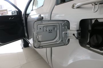 ���� �±��� 2020�� ���ʰ� 2.5T���� 140���� ���� �����˫��Ƥ��(����)ͼƬ