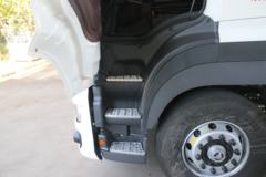 广汽日野 700智臻重卡 480马力 6X4 牵引车(国六)