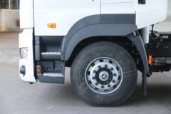 广汽日野 700智臻重卡 480马力 6X4 牵引车(国六)