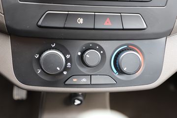 ���� �ٹ��¿� ����� 1.5L 99���� ���� 3.3�׵�������΢��(����)(LZW1028LP6H)ͼƬ