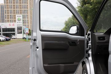 ���� �ٹ��¿� ����� 1.5L 99���� ���� 3.3�׵�������΢��(����)(LZW1028LP6H)ͼƬ