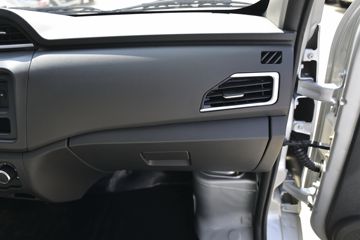 ������Խ��X1 1.2L 91���� ���� 2.585�׵�����ʽ΢��(������)ͼƬ