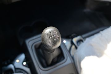 ������Խ��X1 1.2L 91���� ���� 2.585�׵�����ʽ΢��(������)ͼƬ