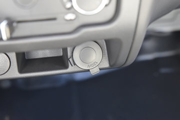������Խ��X1 1.2L 91���� ���� 2.585�׵�����ʽ΢��(������)ͼƬ