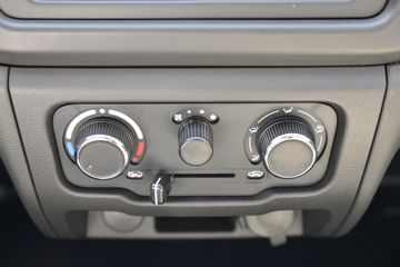 ������Խ��X1 1.2L 91���� ���� 2.585�׵�����ʽ΢��(������)ͼƬ