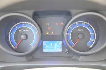 ������Խ��X1 1.2L 91���� ���� 2.585�׵�����ʽ΢��(������)ͼƬ