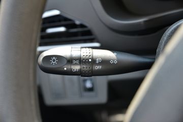 ������Խ��X1 1.2L 91���� ���� 2.585�׵�����ʽ΢��(������)ͼƬ