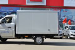 长安跨越王X1 1.2L 91马力 汽油 2.585米单排厢式微卡(单后轮)