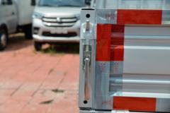 长安跨越王X1 标准型 1.3L 91马力 汽油 3.05米单排栏板小卡(单后轮)(国六)(SC1031XDD6B1)