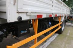 江铃 顺达窄体 116马力 4.22米单排栏板轻卡(国六)(JX1041TG26)