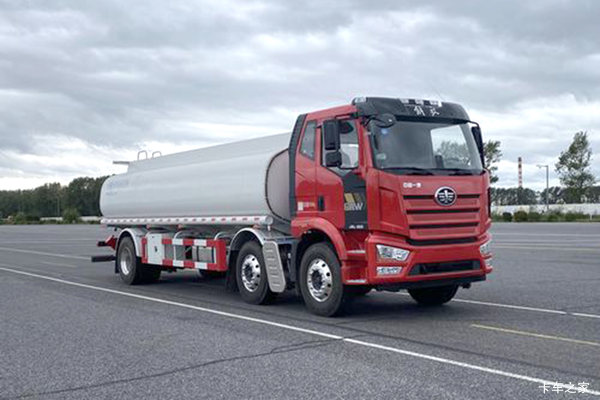 一汽解放 J6L 260马力 6X2 普通液体运输车(平顶)(CA5260GPGP62K1L7T3E6)