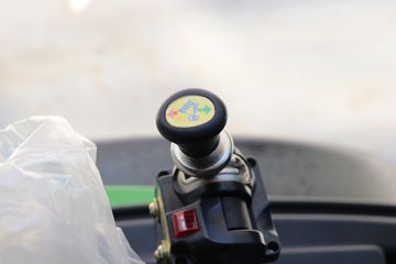 �������� ��ʨC6 ���ذ� 460���� 8X4 7.4����ж��(����)(CQ3317HD12386)ͼƬ