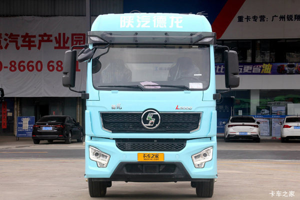 陕汽重卡 德龙L5000 旗舰版 245马力 4X2 平板运输车(国六)(SX5189TPBLA501F2)