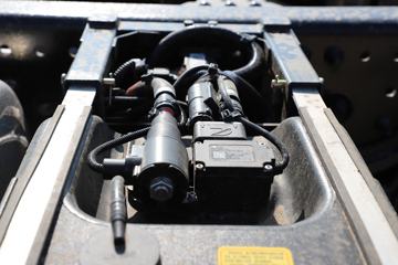 ŷ  520 8X4 9.53AMTԶػ()(BJ1319Y6GRL-01)ͼƬ