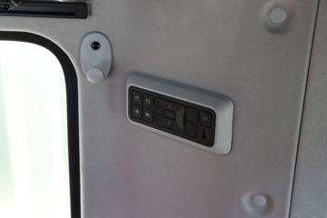 �������ó� ���KR ��ҫ�� 260���� 4X2 9.8����������ʽ�ػ���(����)ͼƬ