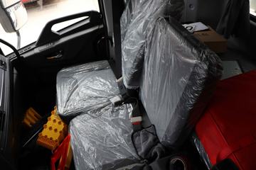 �������ó� ���KR ��ҫ�� 260���� 4X2 9.8����������ʽ�ػ���(����)ͼƬ