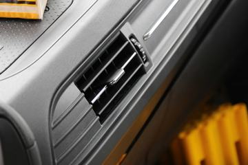 �������ó� ���KR ��ҫ�� 260���� 4X2 9.8����������ʽ�ػ���(����)ͼƬ