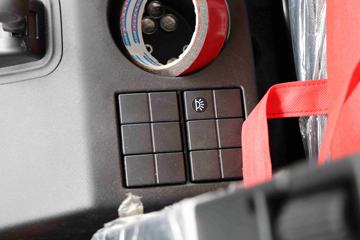 �������ó� ���KR ��ҫ�� 260���� 4X2 9.8����������ʽ�ػ���(����)ͼƬ