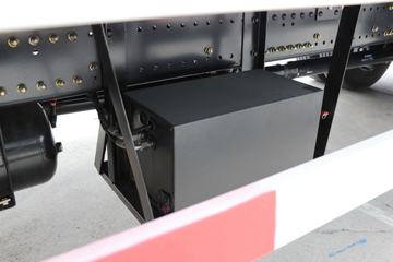 �������ó� ���KR ��ҫ�� 260���� 4X2 9.8����������ʽ�ػ���(����)ͼƬ