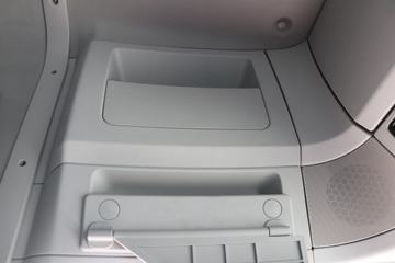 ���� ŷ��EST ������ 580���� 6X4 AMT�Զ���ǣ����(����)(BJ4259Y6DHL-12)ͼƬ