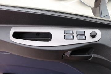 ���� ŷ��EST ������ 580���� 6X4 AMT�Զ���ǣ����(����)(BJ4259Y6DHL-12)ͼƬ