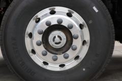 福田 欧曼EST 北方版 580马力 6X4 AMT自动挡牵引车(国六)(BJ4259Y6DHL-12)