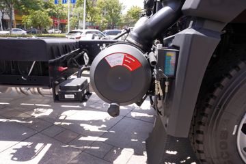 �й�����HOWO G5X�п� 220���� 4X2 6.2��AMT�Զ����Ű��դʽ�ػ���(����)(ZZ5167CCYK471DF1B)ͼƬ