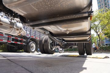 �й�����HOWO G5X�п� 220���� 4X2 6.2��AMT�Զ����Ű��դʽ�ػ���(����)(ZZ5167CCYK471DF1B)ͼƬ