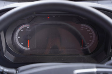 �й�����HOWO ͳ˧ 130���� 4.15�׵�����ʽ�Ῠ(����)ͼƬ