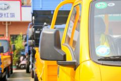 凯马 锐航HX3 95马力 4X2 3.83米自卸车(国六)