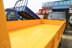 凯马 锐航HX3 95马力 4X2 3.83米自卸车(国六)