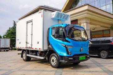 飞碟 HW5 4.18米单排插电式混合动力冷藏车(FD5042XLCW68PHEV-1)17.52kWh