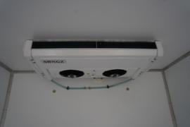 飞碟HW5&nbsp;电动冷藏车上装图片