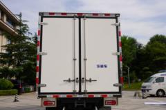 飞碟 HW5 4.18米单排插电式混合动力冷藏车(FD5042XLCW68PHEV-1)17.52kWh