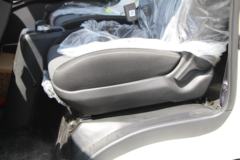 宇通轻卡 中体 4.2米单排纯电动厢式轻卡(ZKH5043XXYBEV2A)90.236kWh