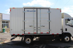 宇通轻卡 中体 4.2米单排纯电动厢式轻卡(ZKH5043XXYBEV2A)90.236kWh