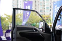 中国重汽HOWO 小将 115马力 3.6米单排栏板小卡(ZZ1047F3111F145)