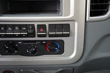 �й�����HOWO ׷�� 140���� 4.15�׵�����ʽ�ῨͼƬ