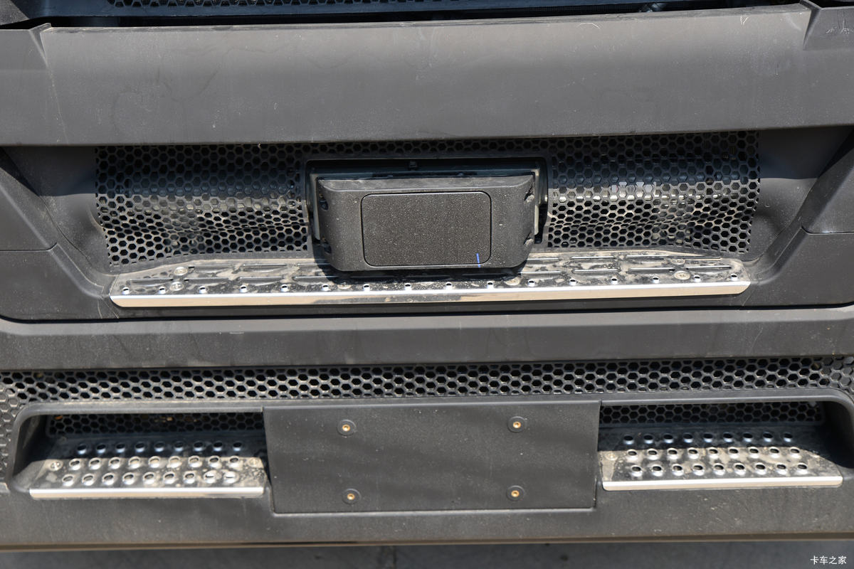 �й����� HOWO TX�ؿ� 400���� 4X2 ǣ����(����)(��������)���                                                