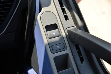 һ����� J6V�ؿ� ������ 520���� 6X4 AMT�Զ���ǣ����(CA4250P66K25T1E6)ͼƬ