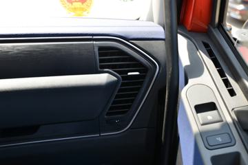 һ����� J6V�ؿ� ������ 520���� 6X4 AMT�Զ���ǣ����(CA4250P66K25T1E6)ͼƬ