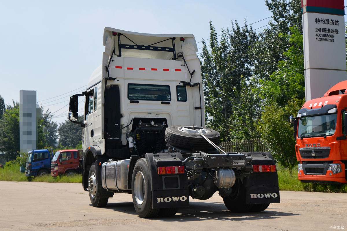 �й����� HOWO TX�ؿ� 400���� 4X2 ǣ����(����)(��������)���                                                
