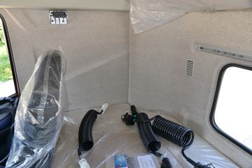 һ����� J6V�ؿ� ������ 520���� 6X4 AMT�Զ���ǣ����(CA4250P66K25T1E6)ͼƬ