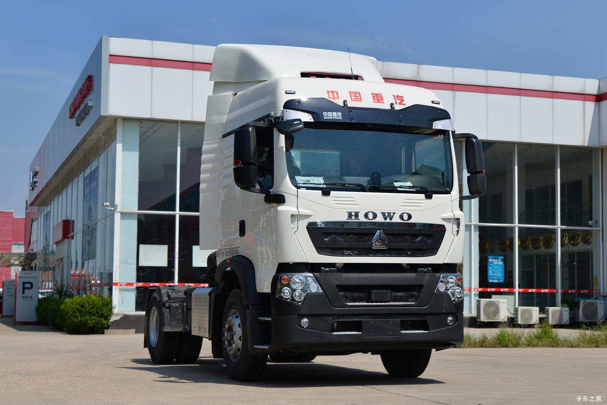 �й����� HOWO TX�ؿ� 400���� 4X2 ǣ����(����)(��������)���                                                