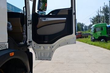 �й����� HOWO TX�ؿ� 400���� 4X2 ǣ����(����)(��������)ͼƬ