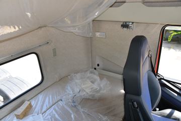 һ����� J6V�ؿ� ������ 520���� 6X4 AMT�Զ���ǣ����(CA4250P66K25T1E6)ͼƬ