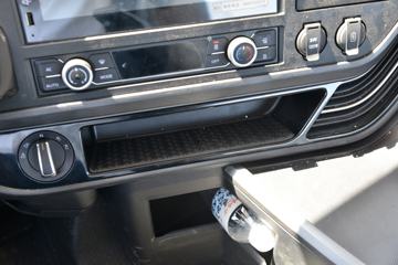 һ����� J6V�ؿ� ������ 520���� 6X4 AMT�Զ���ǣ����(CA4250P66K25T1E6)ͼƬ