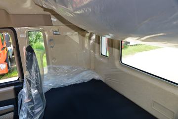 �й����� HOWO TX�ؿ� 400���� 4X2 ǣ����(����)(��������)ͼƬ